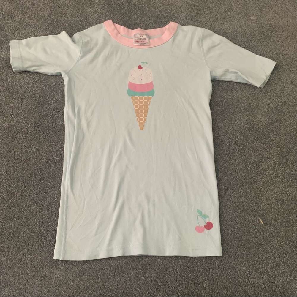 Hanna Andersson Girls Shirt. Girl’s US 14.